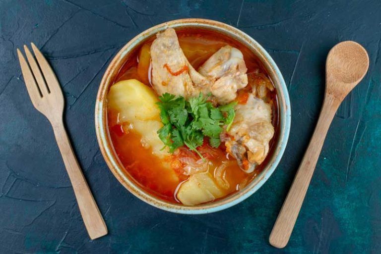 sopa de pollo