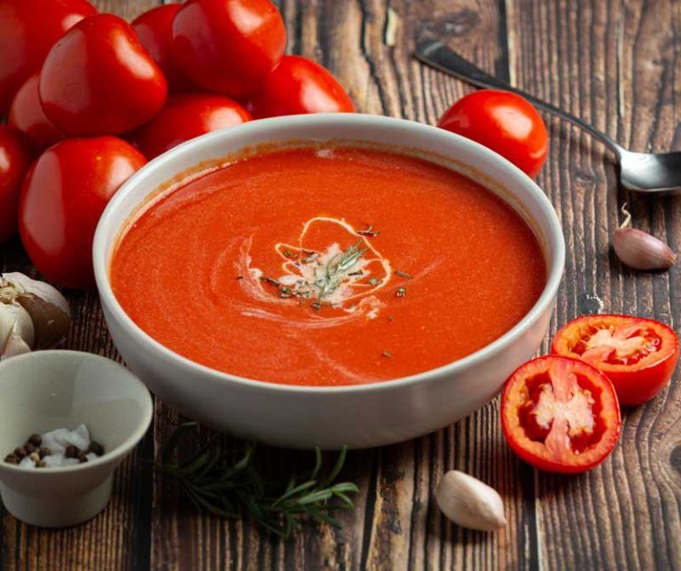 sopa de tomate